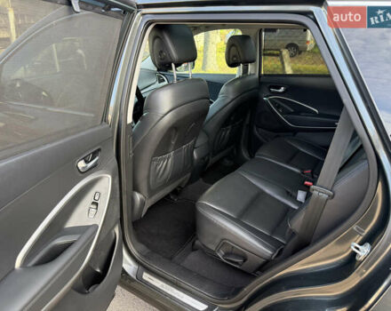 Сірий Хендай Гранд Санта Фє, об'ємом двигуна 2.2 л та пробігом 173 тис. км за 20900 $, фото 29 на Automoto.ua