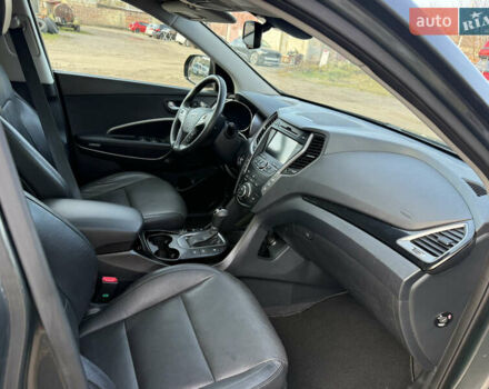 Сірий Хендай Гранд Санта Фє, об'ємом двигуна 2.2 л та пробігом 173 тис. км за 20900 $, фото 42 на Automoto.ua