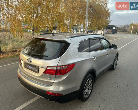 Сірий Хендай Гранд Санта Фє, об'ємом двигуна 2.2 л та пробігом 211 тис. км за 20900 $, фото 9 на Automoto.ua