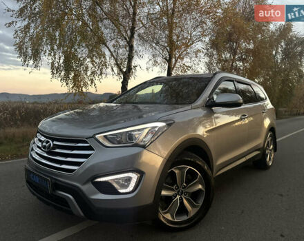 Сірий Хендай Гранд Санта Фє, об'ємом двигуна 2.2 л та пробігом 211 тис. км за 20900 $, фото 13 на Automoto.ua