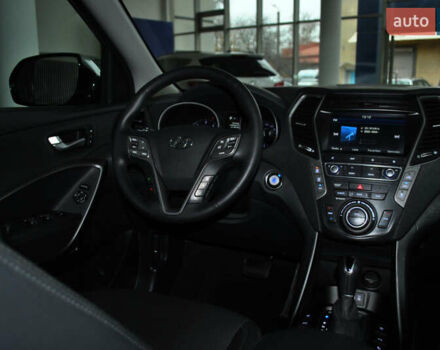 Серый Хендай Гранд Санта Фе, объемом двигателя 2.2 л и пробегом 119 тыс. км за 25900 $, фото 45 на Automoto.ua