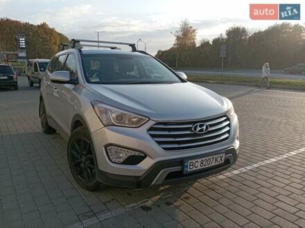 Хендай Гранд Санта Фе 2014 в Львове на Automoto.ua Серый Хендай Гранд Санта Фе, объемом двигателя 2.2 л и пробегом 266 тыс. км за 15500 $, фото 1 на Automoto.ua