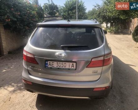 Сірий Хендай Гранд Санта Фє, об'ємом двигуна 2.2 л та пробігом 175 тис. км за 20500 $, фото 1 на Automoto.ua
