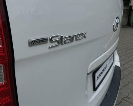 Белый Хендай Гранд Старекс, объемом двигателя 2.5 л и пробегом 70 тыс. км за 31500 $, фото 31 на Automoto.ua