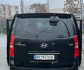 Черный Хендай Гранд Старекс, объемом двигателя 2.5 л и пробегом 312 тыс. км за 12800 $, фото 6 на Automoto.ua