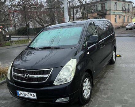 Чорний Хендай Гранд Старекс, об'ємом двигуна 2.5 л та пробігом 312 тис. км за 12800 $, фото 1 на Automoto.ua