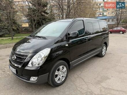 Хендай Гранд Старекс 2016 у Кривому Розі на Automoto.ua Чорний Хендай Гранд Старекс, об'ємом двигуна 2.5 л та пробігом 158 тис. км за 19900 $, фото 1 на Automoto.ua