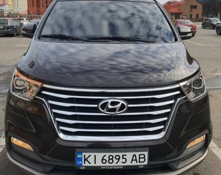 Коричневий Хендай Гранд Старекс, об'ємом двигуна 2.5 л та пробігом 142 тис. км за 34000 $, фото 3 на Automoto.ua