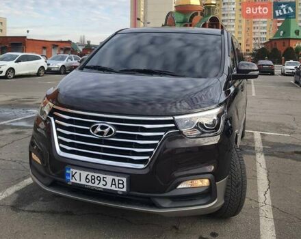 Коричневий Хендай Гранд Старекс, об'ємом двигуна 2.5 л та пробігом 142 тис. км за 34000 $, фото 2 на Automoto.ua