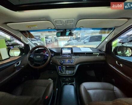 Коричневий Хендай Гранд Старекс, об'ємом двигуна 2.5 л та пробігом 142 тис. км за 34000 $, фото 7 на Automoto.ua