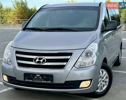 Сірий Хендай Гранд Старекс, об'ємом двигуна 2.5 л та пробігом 161 тис. км за 21900 $, фото 12 на Automoto.ua