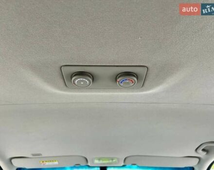 Сірий Хендай Гранд Старекс, об'ємом двигуна 2.5 л та пробігом 161 тис. км за 21900 $, фото 47 на Automoto.ua