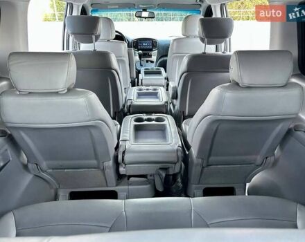 Сірий Хендай Гранд Старекс, об'ємом двигуна 2.5 л та пробігом 161 тис. км за 21900 $, фото 114 на Automoto.ua