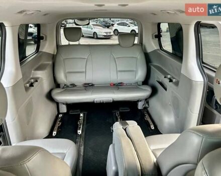 Сірий Хендай Гранд Старекс, об'ємом двигуна 2.5 л та пробігом 161 тис. км за 21900 $, фото 50 на Automoto.ua