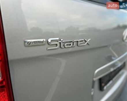 Сірий Хендай Гранд Старекс, об'ємом двигуна 2.5 л та пробігом 161 тис. км за 21900 $, фото 57 на Automoto.ua