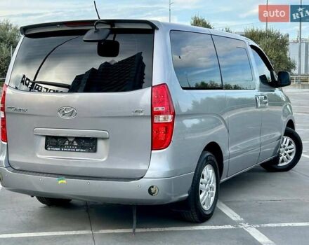 Сірий Хендай Гранд Старекс, об'ємом двигуна 2.5 л та пробігом 161 тис. км за 21900 $, фото 15 на Automoto.ua