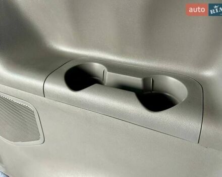 Сірий Хендай Гранд Старекс, об'ємом двигуна 2.5 л та пробігом 161 тис. км за 21900 $, фото 42 на Automoto.ua