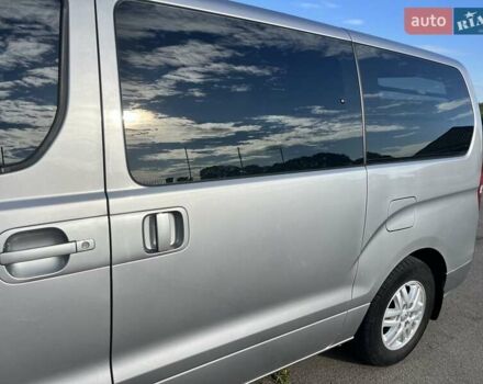 Сірий Хендай Гранд Старекс, об'ємом двигуна 2.5 л та пробігом 68 тис. км за 22900 $, фото 16 на Automoto.ua