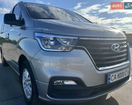 Сірий Хендай Гранд Старекс, об'ємом двигуна 2.5 л та пробігом 68 тис. км за 22900 $, фото 13 на Automoto.ua