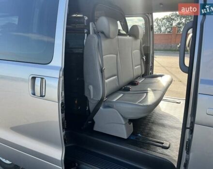 Сірий Хендай Гранд Старекс, об'ємом двигуна 2.5 л та пробігом 68 тис. км за 22900 $, фото 27 на Automoto.ua