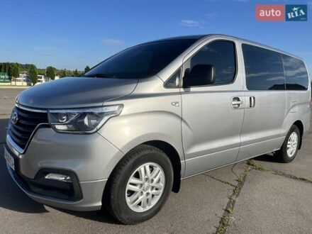 Хендай Гранд Старекс 2020 в Жашкове на Automoto.ua Серый Хендай Гранд Старекс, объемом двигателя 2.5 л и пробегом 68 тыс. км за 22900 $, фото 1 на Automoto.ua