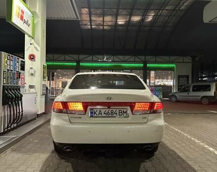 Білий Хендай Грандер, об'ємом двигуна 3.34 л та пробігом 218 тис. км за 6200 $, фото 4 на Automoto.ua