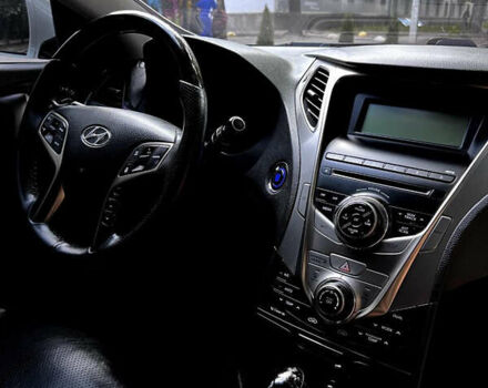 Белый Хендай Грандер, объемом двигателя 3 л и пробегом 222 тыс. км за 12500 $, фото 6 на Automoto.ua