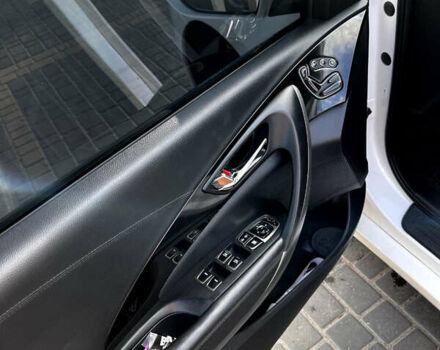 Белый Хендай Грандер, объемом двигателя 3 л и пробегом 222 тыс. км за 12500 $, фото 16 на Automoto.ua