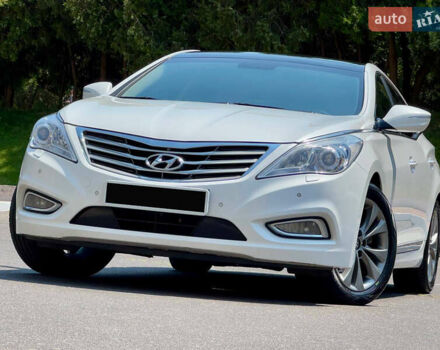 Белый Хендай Грандер, объемом двигателя 3 л и пробегом 150 тыс. км за 16000 $, фото 7 на Automoto.ua