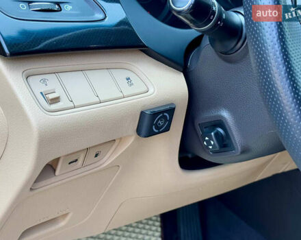 Белый Хендай Грандер, объемом двигателя 3 л и пробегом 150 тыс. км за 16000 $, фото 17 на Automoto.ua