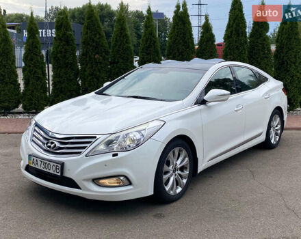 Белый Хендай Грандер, объемом двигателя 3 л и пробегом 115 тыс. км за 11150 $, фото 1 на Automoto.ua