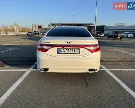 Белый Хендай Грандер, объемом двигателя 3 л и пробегом 131 тыс. км за 12500 $, фото 8 на Automoto.ua