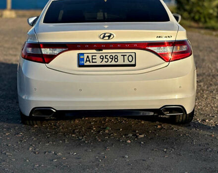 Білий Хендай Грандер, об'ємом двигуна 3 л та пробігом 170 тис. км за 12500 $, фото 3 на Automoto.ua