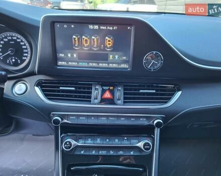 Белый Хендай Грандер, объемом двигателя 2.36 л и пробегом 175 тыс. км за 19900 $, фото 17 на Automoto.ua