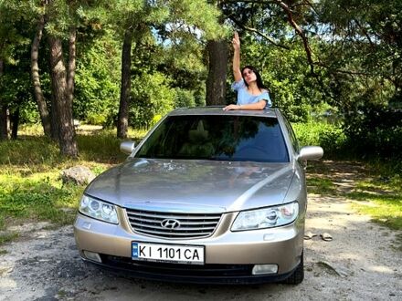 Бежевый Хендай Грандер, объемом двигателя 3.3 л и пробегом 286 тыс. км за 4700 $, фото 1 на Automoto.ua