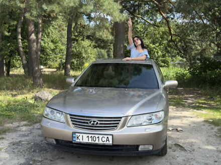 Хендай Грандер 2007 в Коростышеве на Automoto.ua Бежевый Хендай Грандер, объемом двигателя 3.3 л и пробегом 277 тыс. км за 4700 $, фото 1 на Automoto.ua