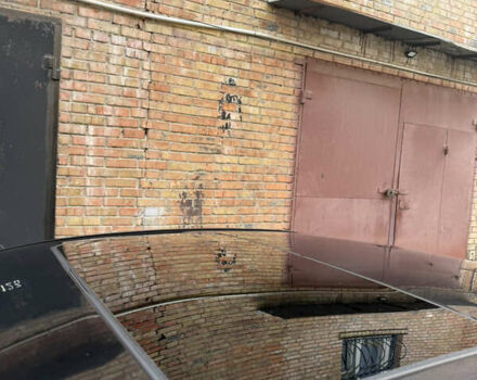 Черный Хендай Грандер, объемом двигателя 3.34 л и пробегом 299 тыс. км за 4999 $, фото 4 на Automoto.ua