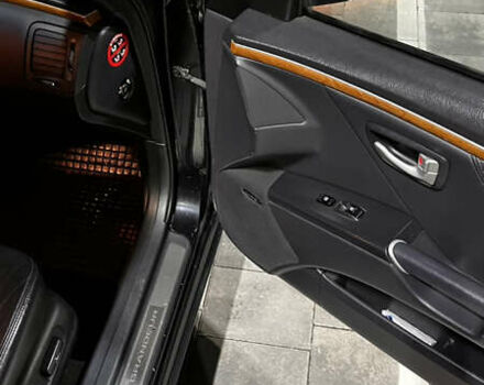 Черный Хендай Грандер, объемом двигателя 3.3 л и пробегом 230 тыс. км за 8500 $, фото 12 на Automoto.ua