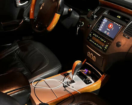 Черный Хендай Грандер, объемом двигателя 3.3 л и пробегом 230 тыс. км за 8500 $, фото 14 на Automoto.ua