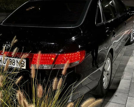 Черный Хендай Грандер, объемом двигателя 3.3 л и пробегом 230 тыс. км за 8500 $, фото 10 на Automoto.ua