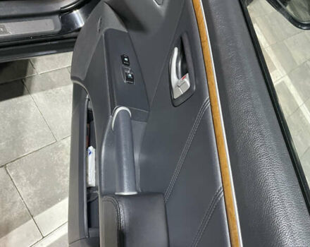 Черный Хендай Грандер, объемом двигателя 3.3 л и пробегом 230 тыс. км за 8500 $, фото 21 на Automoto.ua