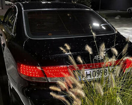 Черный Хендай Грандер, объемом двигателя 3.3 л и пробегом 230 тыс. км за 8500 $, фото 5 на Automoto.ua