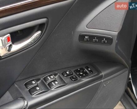 Черный Хендай Грандер, объемом двигателя 3.3 л и пробегом 163 тыс. км за 8500 $, фото 11 на Automoto.ua