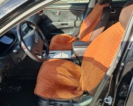 Черный Хендай Грандер, объемом двигателя 3.34 л и пробегом 333 тыс. км за 6000 $, фото 4 на Automoto.ua