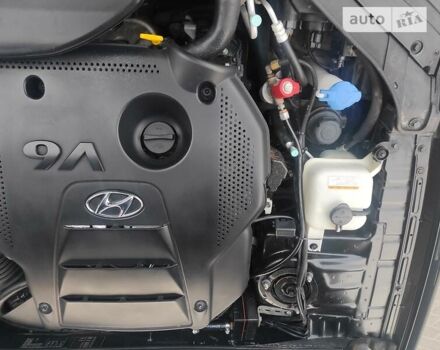 Черный Хендай Грандер, объемом двигателя 3.3 л и пробегом 206 тыс. км за 8700 $, фото 17 на Automoto.ua