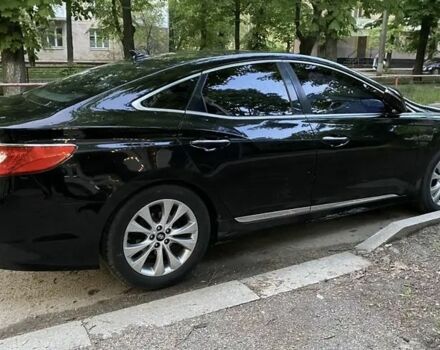 Черный Хендай Грандер, объемом двигателя 3 л и пробегом 201 тыс. км за 11500 $, фото 5 на Automoto.ua