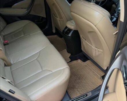 Чорний Хендай Грандер, об'ємом двигуна 3 л та пробігом 16 тис. км за 10000 $, фото 5 на Automoto.ua