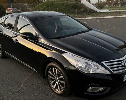 Черный Хендай Грандер, объемом двигателя 3 л и пробегом 228 тыс. км за 8900 $, фото 3 на Automoto.ua