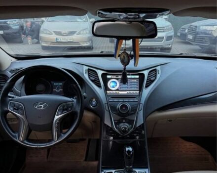 Чорний Хендай Грандер, об'ємом двигуна 3 л та пробігом 16 тис. км за 10000 $, фото 2 на Automoto.ua