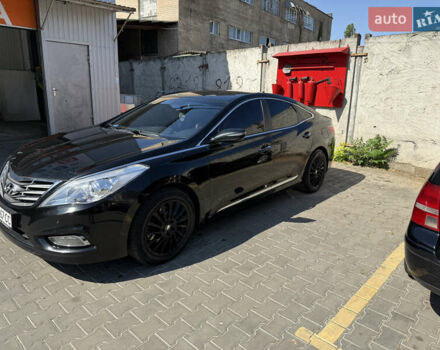 Чорний Хендай Грандер, об'ємом двигуна 3 л та пробігом 510 тис. км за 8500 $, фото 2 на Automoto.ua